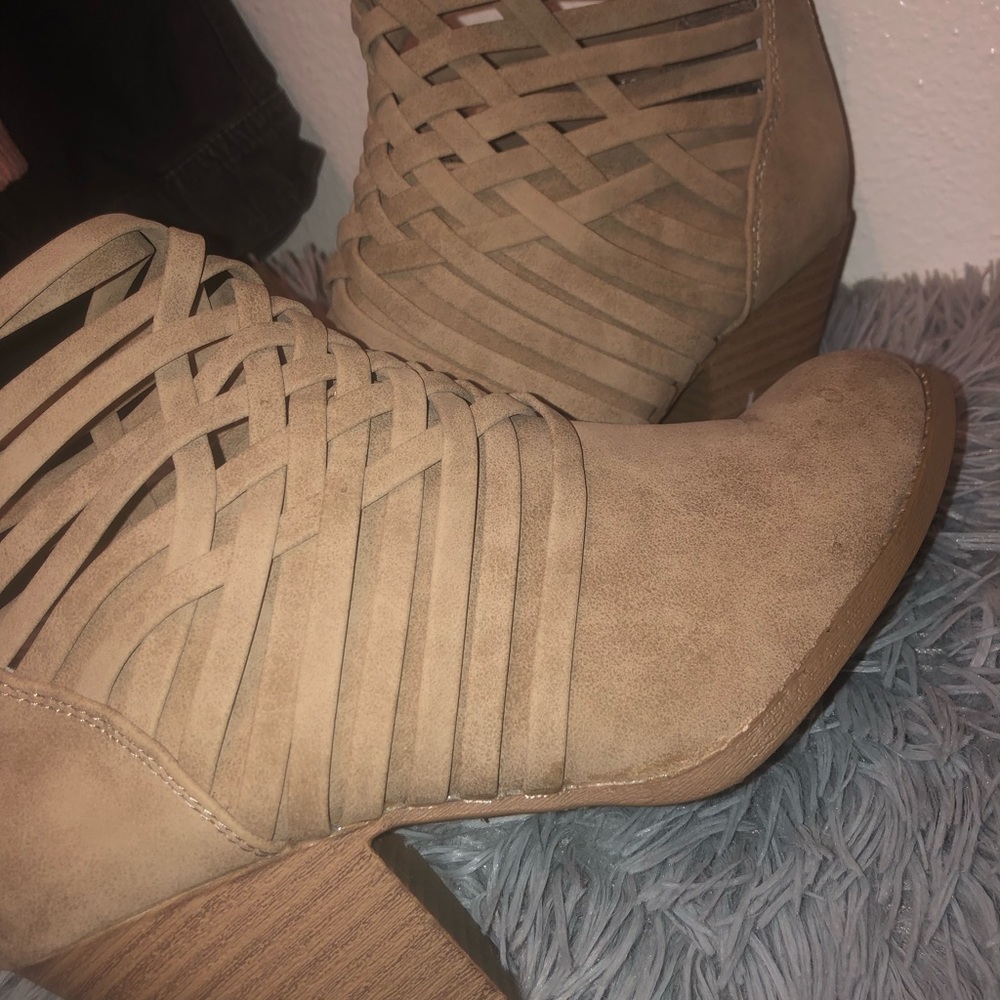 Chunky heel ankle boots
